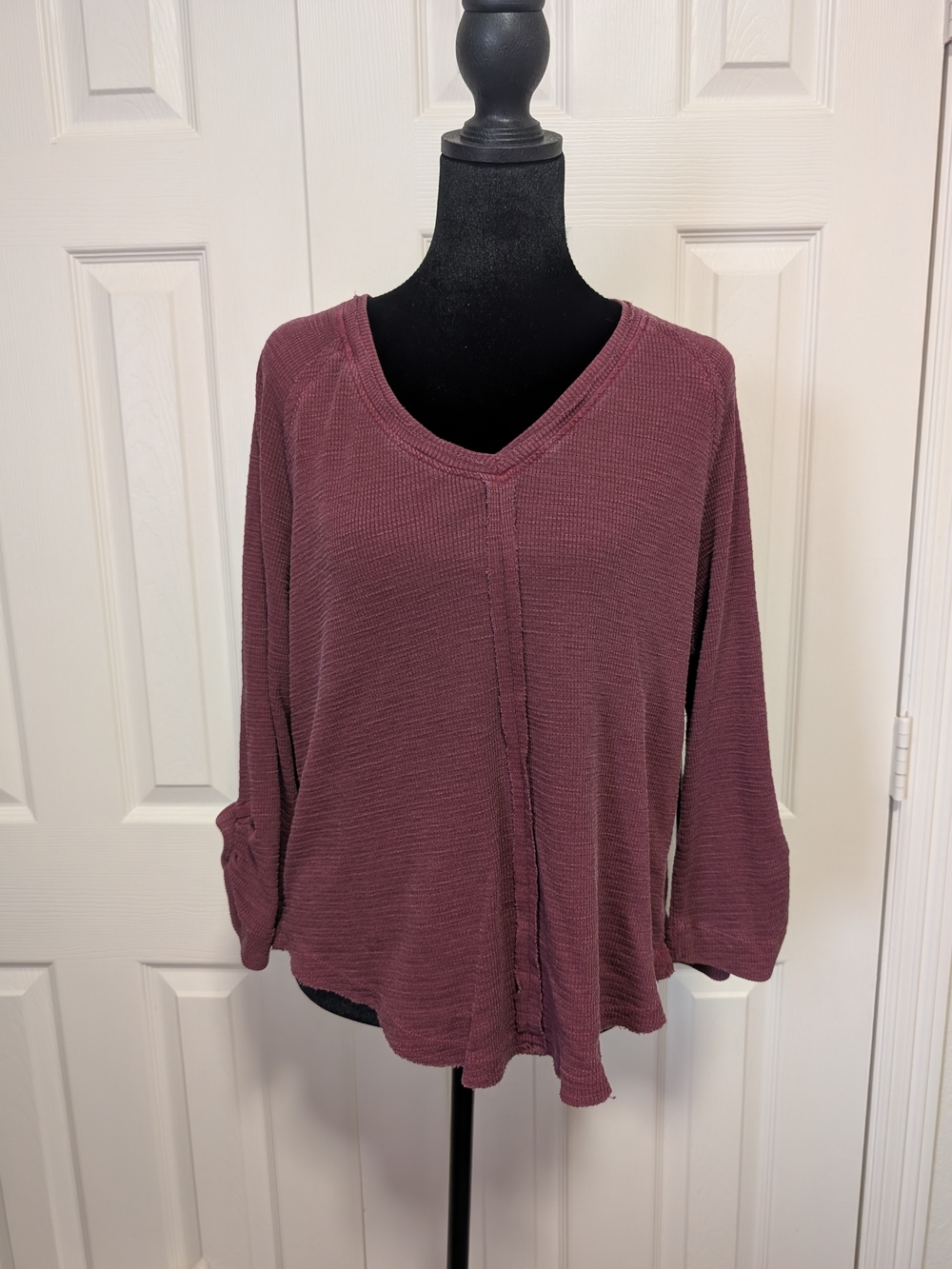 Westbound Mauve Ribbed V-Neck Pullover